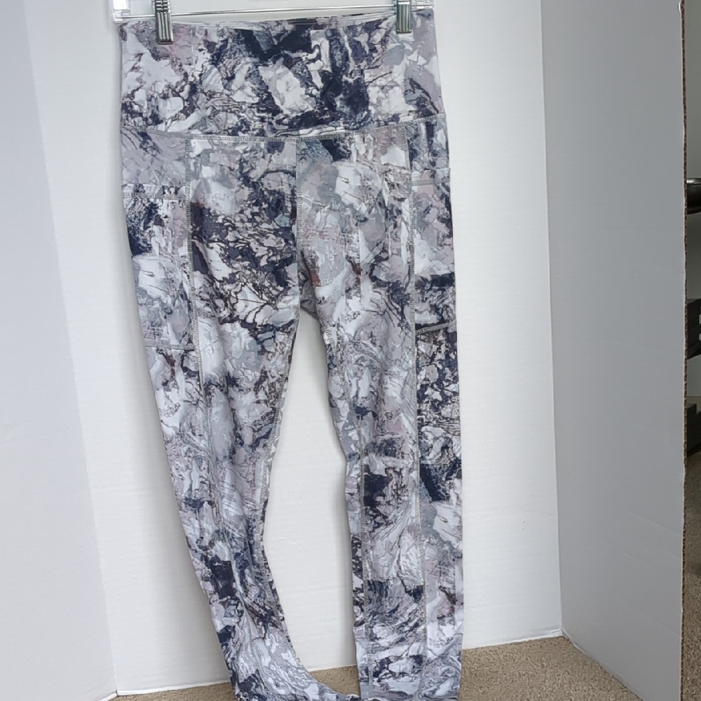 Apana Abstract Print Leggings